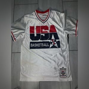 Patrick Ewing USA Olympic warm up jersey. T shirt style. 9/10, worn once.
